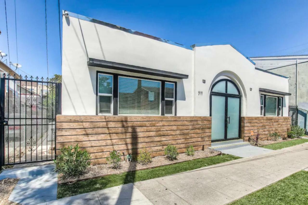 Long Beach Studio Suites 外观 照片